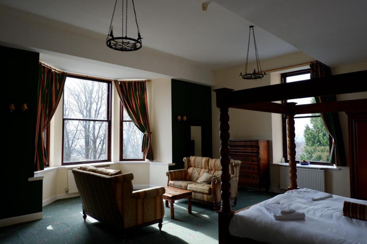 Hotel Broomhall Castle